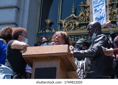 San Francisco, CA / USA - June 1 2020: Gwendolyn Woods, Mother Of Mario Woods Addresses Crowd During 