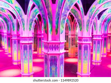 San Francisco, California - August 4, 2018: Magowan's Infinite Mirror Maze In Pier 39.