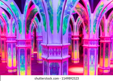 San Francisco, California - August 4, 2018: Magowan's Infinite Mirror Maze In Pier 39.