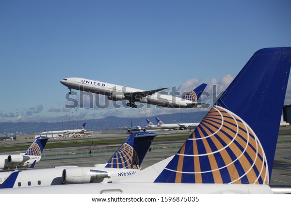 SAN\
FRANCISCO, CALIFORNIA  - FEBRUARY 5, 2019: United Airlines plane\
takes off in San Francisco International Airport\
