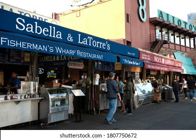 SAN FRANCISCO, CALIFORNIA, USA 11/10/2016: Fisherman's Wharf Area Restaurants, Famous For Fresh Seafood Dishes With Crab, Shrimp And Lobster. Popular US Travel Destination, Culture Tourist Attraction