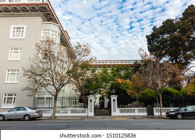 San Francisco, California/USA-11/29/18: Notre Dame Apartments, Orginally A Sanitarium In 1909, Then A Hospital In 1920 And Now Affordable Housing For Elders And Disabled, Located On Broadway Street