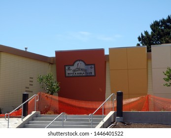 San Francisco - June 20, 2008: Willie Mays Boys & Girls Club Under Construction.
