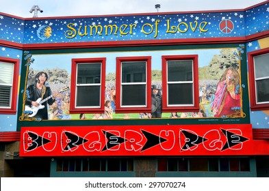 SAN FRANCISCO - MAY 19 2015:Clayton Street Mural In Haight-Ashbury. Haight-Ashbury Is One Of The Most Famous Neighborhoods In San Francisco For Its Role As A Center Of 1960s Hippie Movement