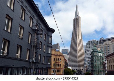 SAN FRANCISCO - MAY 20 2015:Transamerica Pyramid in San Francisco financial district.It's observation deck was closed after September 11, 2001 attacks, and replaced by the virtual observation deck.