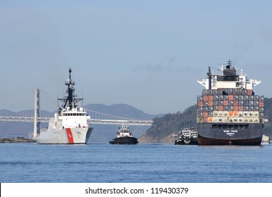 SAN FRANCISCO - NOVEMBER 11: USCGC Bertholf (WMSL 750) First Legend-class Maritime Security Cutter Of The United States Coast Guard. Ship Is Entering The Oakland California Harbor On November 11, 2012