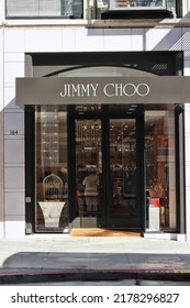 SAN FRANCISCO, USA - APRIL 8, 2014: Jimmy Choo Luxury Shoe Store In San Francisco, USA. Jimmy Choo Is A Major Fashion Designer Specializing In High Heeled Shoes.