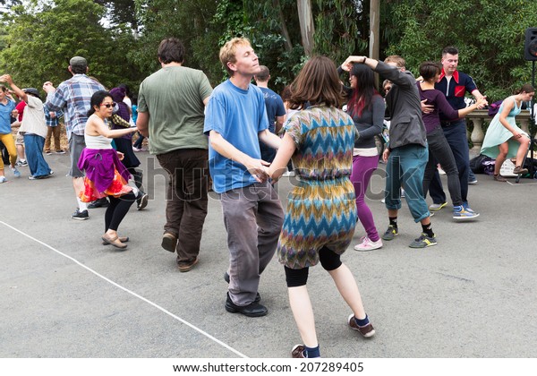 San Franciscojuly 13 2014 Swing Dancing Stock Photo Edit