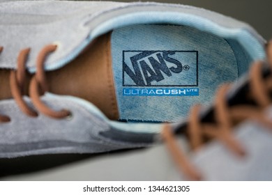 vans shoes employment