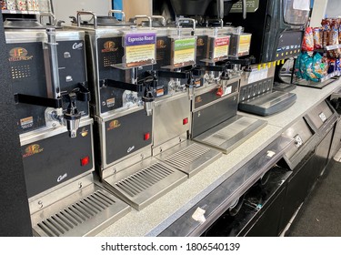 San Jose, CA - August 29, 2020: Commercial Coffee Machines Inside A Convenience Store. 