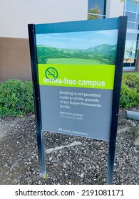 San Jose, CA - August 5, 2022: Smoke Free Campus Sing Outside Of A Kaiser Permanente Hospital.