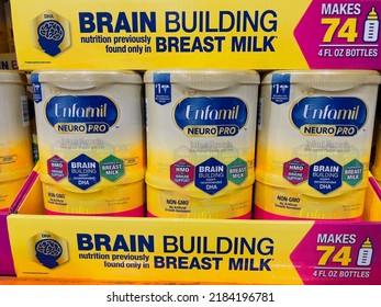 San Jose, CA - July 15, 2022: Bulk Sizes Of Enfamil Dry Infant Formula. 