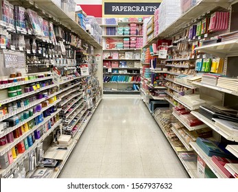 San Jose, CA - November 22, 2019: Michaels Hobby And Craft Store View Of An Art Supply Isle.