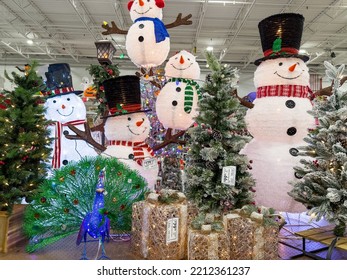 San Jose, CA - September 28, 2022: Christmas Lawn Ornaments And Decorations On Display Inside A Big Box Store.