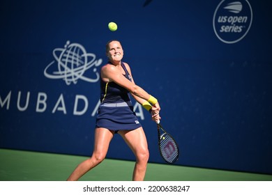 SAN JOSE, CAU.S.A. – AUGUST 7, 2022:  Shelby Rogers (USA) Competes In The Finals At The Mubadala Silicon Valley Classic.