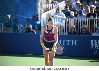 SAN JOSE, CAU.S.A. – AUGUST 7, 2022:  Shelby Rogers (USA) Competes In The Finals At The Mubadala Silicon Valley Classic.