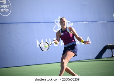 SAN JOSE, CAU.S.A. – AUGUST 7, 2022:  Shelby Rogers (USA) Competes In The Finals At The Mubadala Silicon Valley Classic.