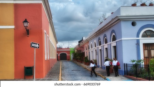 SAN JUAN, PUERTO RICO - FEB 24: City Streets On February 24, 2010 In San Juan, Puerto Rico. More Than 3 Million People Visit The Island Every Year.