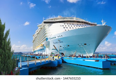 Large Luxury Cruise Ship Images Stock Photos Vectors