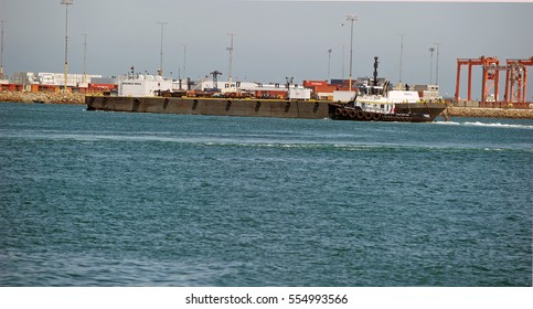 SAN PEDRO/CALIFORNIA  - JUNE 22, 2016: Double Hulled Tanker Barge, DALE FRANK JR With A Carrying Capacity Of 52,000 Barrels, Traverses The Channel At Port Of Los Angeles, Los Angeles, California USA