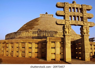 Sanchi. Great Stupa