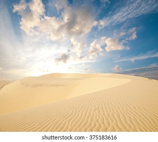 sand desert - Shutterstock ID 375183616