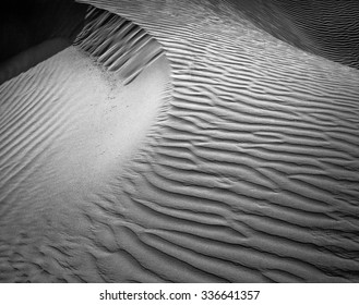 19,208 Black and white sand dunes Stock Photos, Images & Photography ...