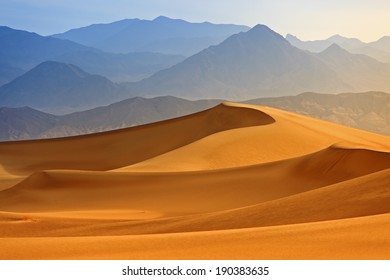 Sand dunes in Death Valley - Shutterstock ID 190383635