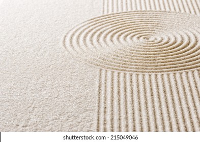 Sand with lines and circles