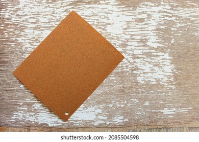 Sandpaper Especially For Wood Surfaces And Furniture.