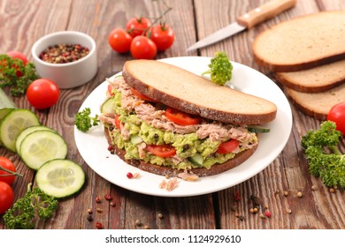 Sandwich With Tuna, Avocado And Tomato