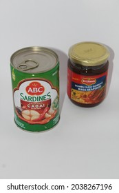 Sangatta, 9 September 2021 : Food Ingredients In Cans In The Form Of ABC Sardines And Del Monte Fried Rice Seasoning