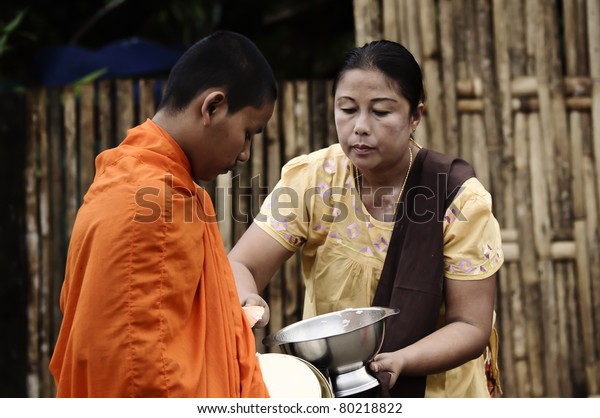 Sangklaburi Thailand May 11 Unidentified Women Stock Photo - 