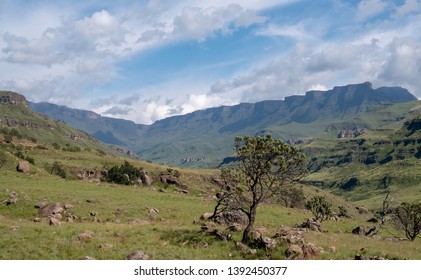 Sani Pass Which Connects Underberg South Stock Photo 1392450377 ...