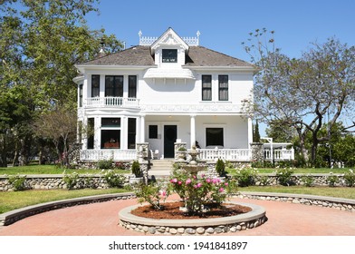 SANTA ANA, CA - APRIL 14, 2017: H. Clay Kellogg House At The Heritage Museum Of Orange County. The Museum Is Dedicated To Preserving, Promoting And Restoring The Heritage Of Orange County