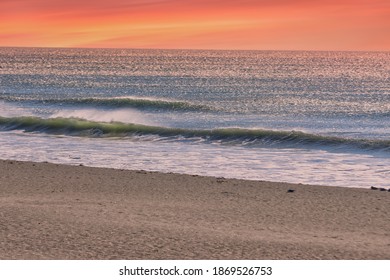 Santa Ana Winds Blow At Oxnard Shores California