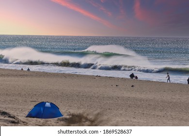 Santa Ana Winds Buffet Oxnard Shores  In California