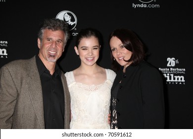 Hailee Steinfeld And Parents Pete Images Stock Photos Vectors Shutterstock