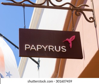 SANTA BARBARA, CA/USA - JULY 26, 2015: Papyrus Store And Sign. Papyrus Is A Chain Stationery Store In The United States.