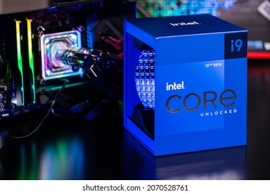 SANTA CLARA, Calif. November 7, 2021:  Intel Core I9-12900K Processor Box With Gaming Rig With Rgb Lighting