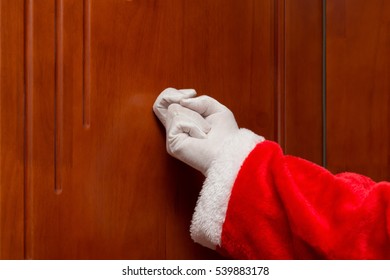 Santa Claus Knocking The Door