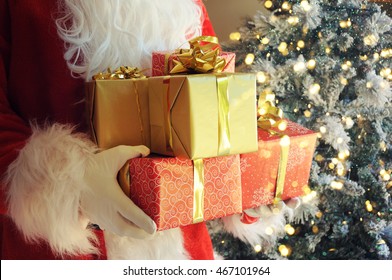 Santa Clause With Gift