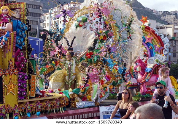 Santa Cruz De Tenerife Carnival Parade Stock Photo Edit Now