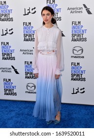 SANTA MONICA, CA: 08, 2020: Margaret Qualley At The 2020 Film Independent Spirit Awards.
Picture: Paul Smith/Featureflash