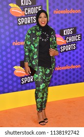 SANTA MONICA, CA. July 19, 2018: Ibtihaj Muhammad At The Nickelodeon Kids' Choice Sports Awards 2018 At Barker Hangar