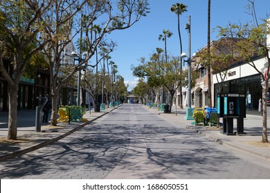 Santa Monica, CA/USA - March 21, 2020: Third Street Promenade Open Air Shopping Mall Is Completely Deserted During Coronavirus Quarantine
