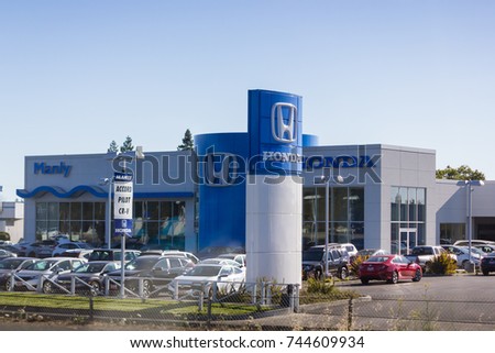 Santa Rosa Ca Usa July 62017 Stock Photo Edit Now 744609934