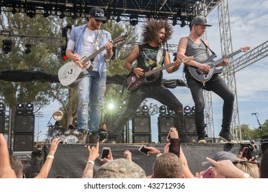 Santa Rosa, CA/USA - 6/3/2016 : Chase Rice (left) And His Band Performs At Country Summer In Santa Rosa, CA. 