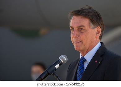 Sao Paulo
Aug 12, 2020
President Jair Bolsonaro during the departure of the Brazilian mission with humanitarian aid to Lebanon. The delegation will take donations of medicines, masks and respirators.