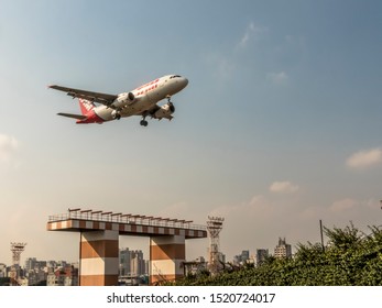 Sao Paulo, Brazil, April 02, 2019. Airplane Lands At Congonhas Airport In The South Of São Paulo City.